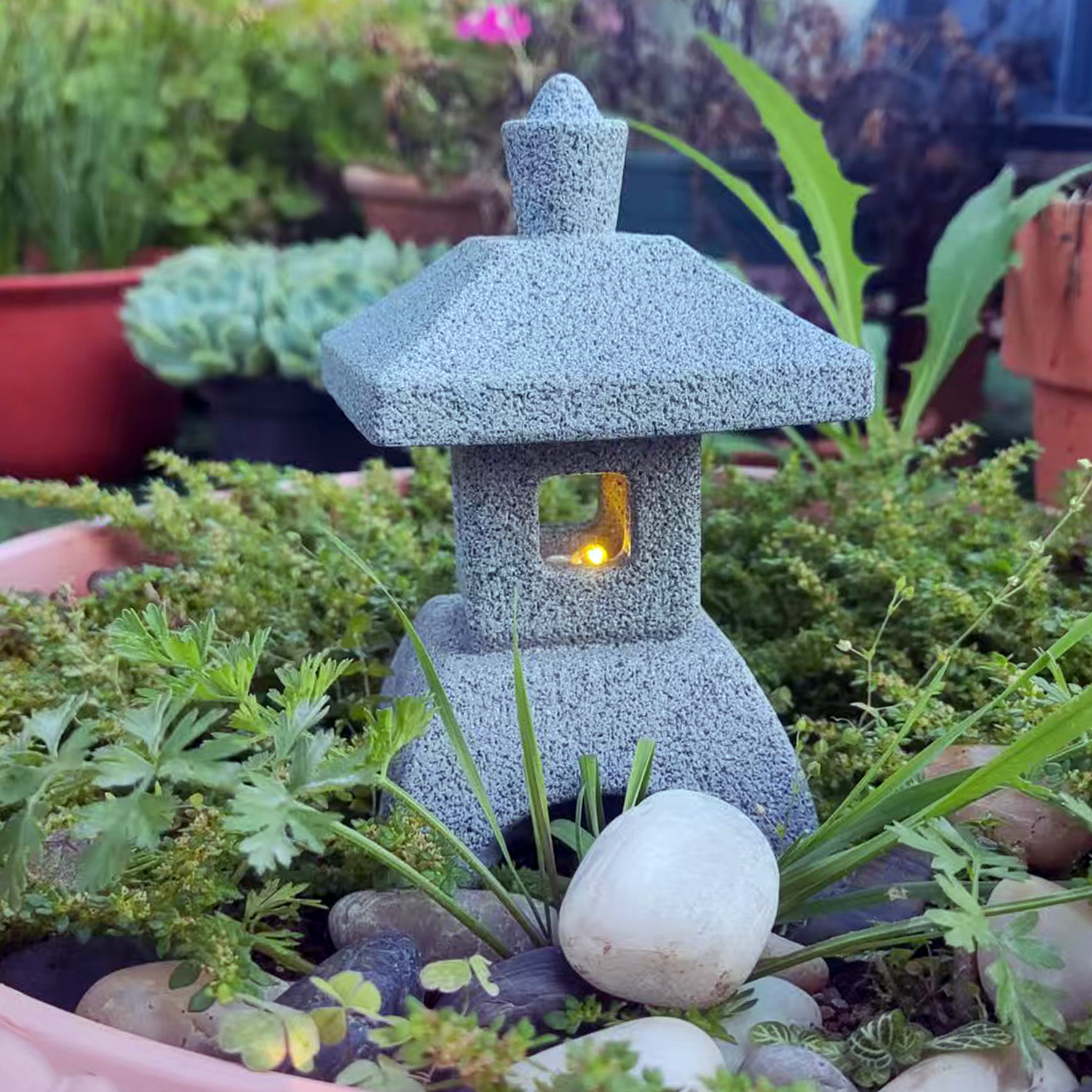 Japanese Lantern Pagoda Statue - огляд і ціна Japan Bonsai Garden